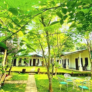 Kingfisher Hotel