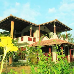 Sinhagiri Homestay